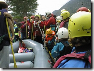 Erklrungen vor dem Rafting-Start