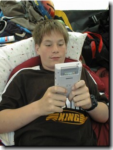 Mathias und sein Gameboy